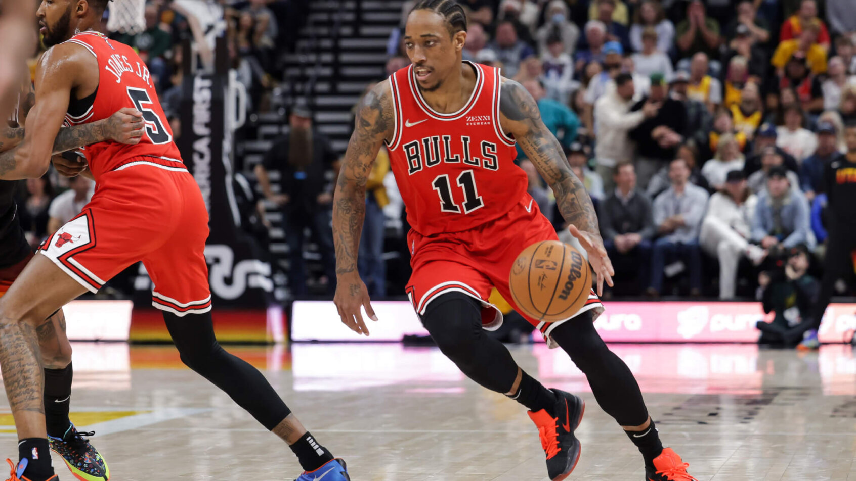 DeRozan driving