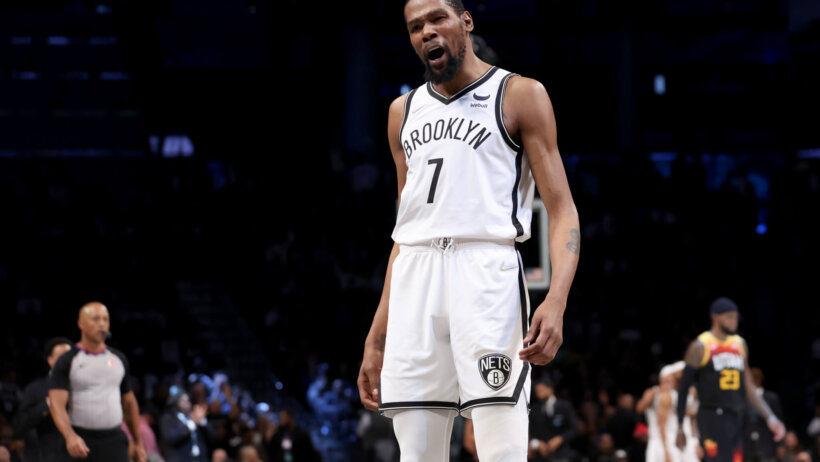 Kevin Durant celebrates after a bucket
