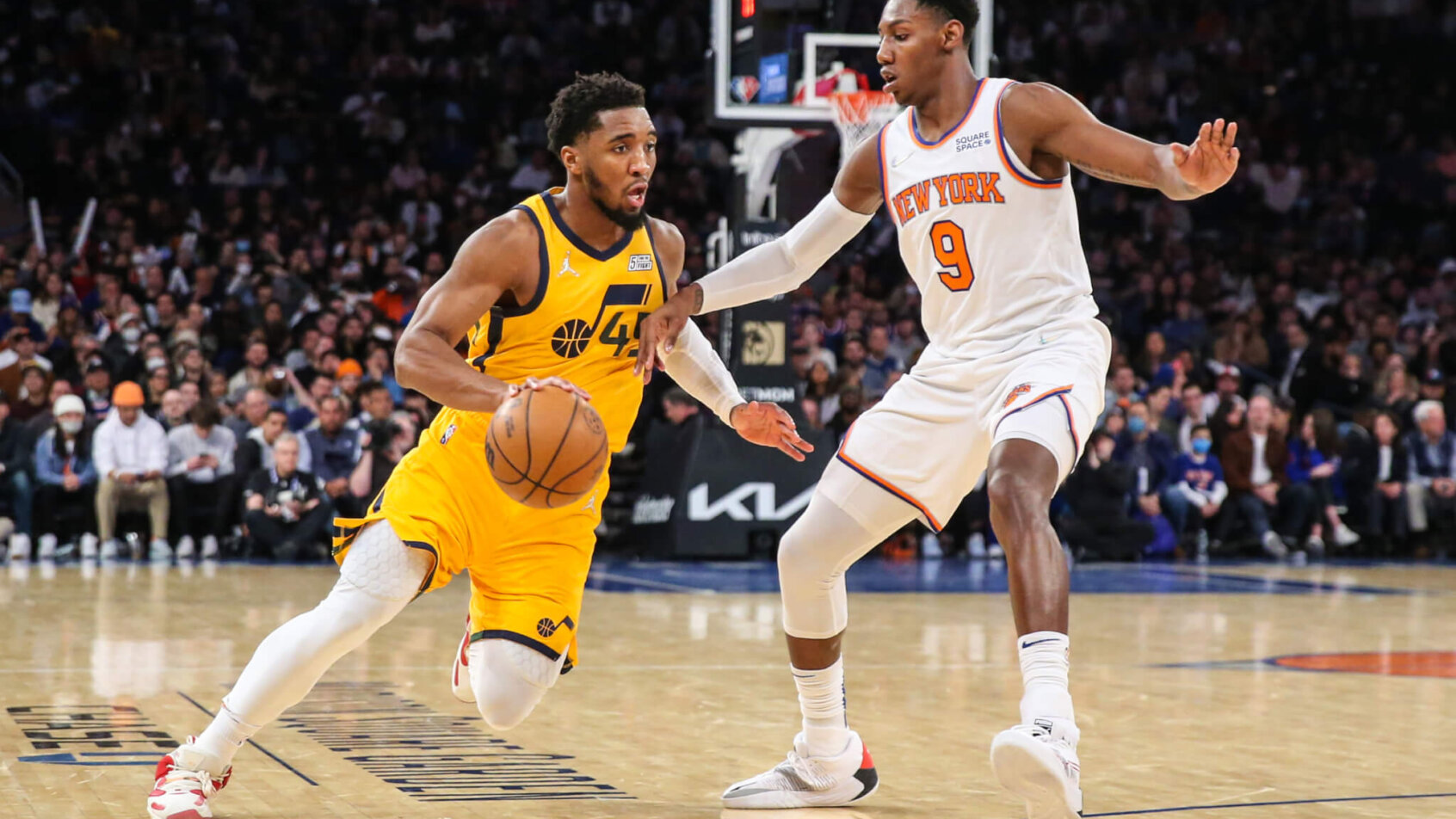 Knicks championship odds keep improving due to Donovan Mitchell rumors.