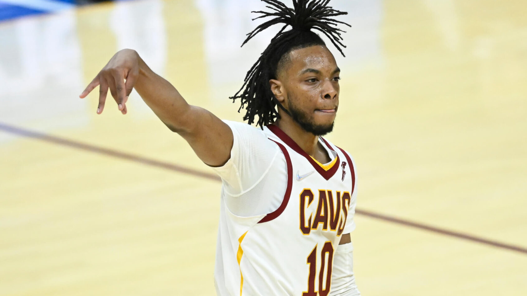 Darius garland reaction after a bucket