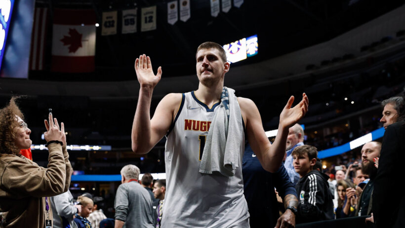 Denver Nuggets center Nikola Jokic gesturing to the crowd