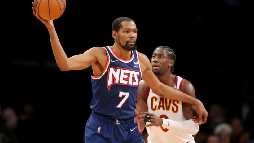 Durant passes ball