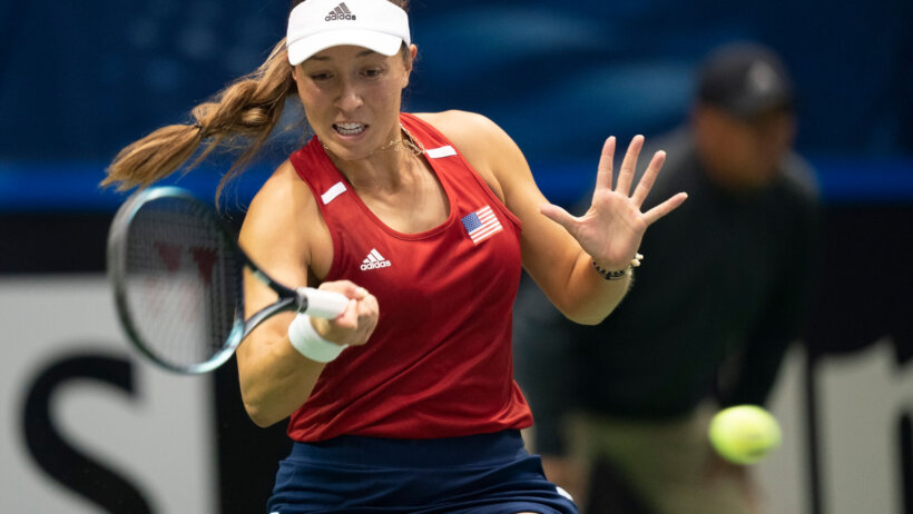 Jessica Pegula forehand
