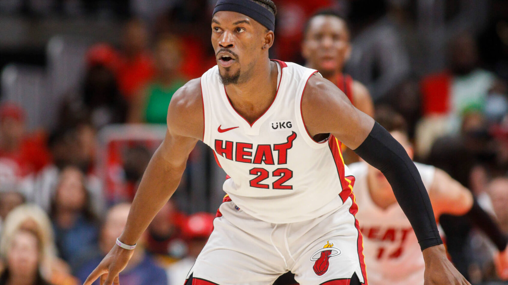 Jimmy Butler defensive stance