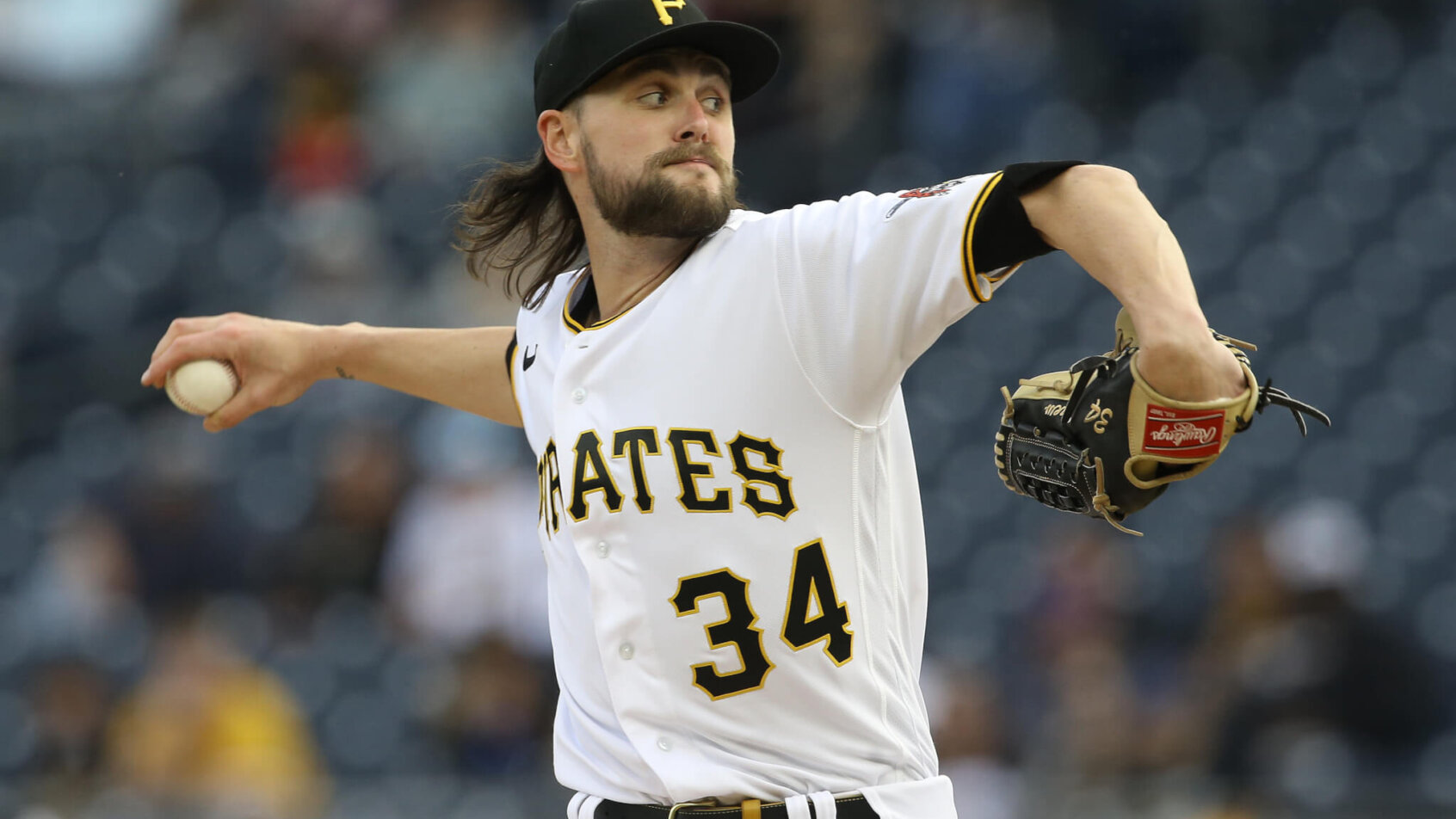 Pittsburgh Pirates starting pitcher JT Brubaker throwing a pitch