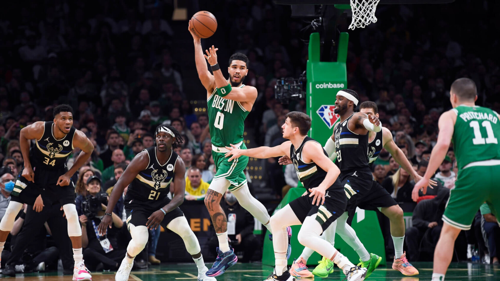 Jayson Tatum passes, Boston Celtics