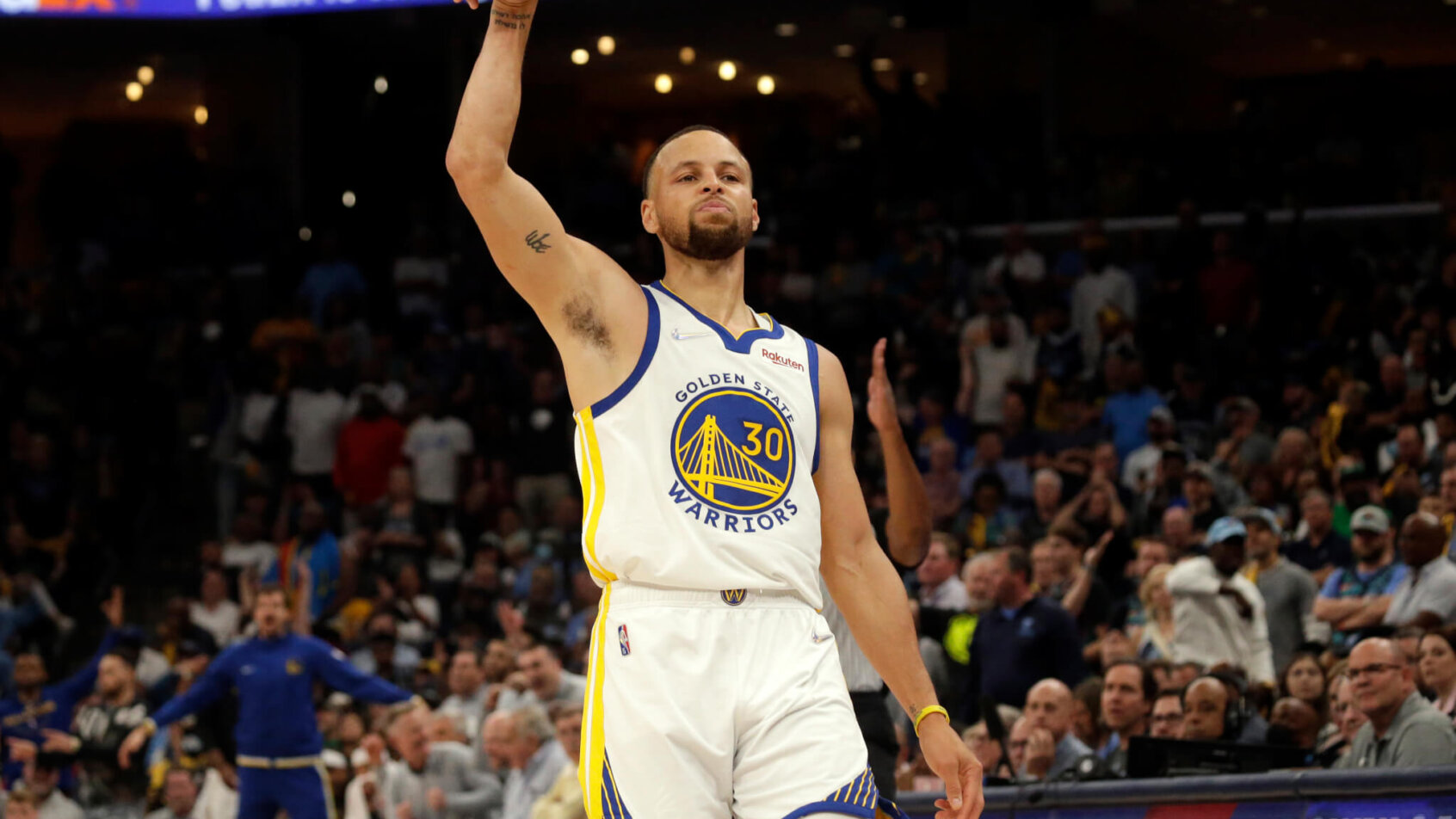 Step Curry celebrates a bucket