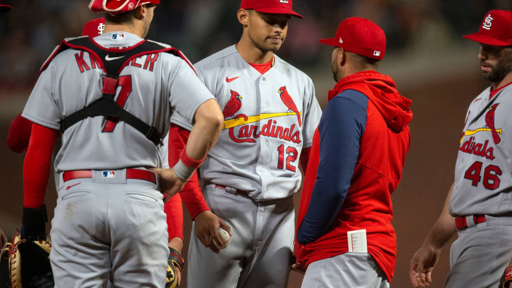 St. Louis Cardinals starting pitcher Jordan Hicks talking with manager Oliver Marmol on the mound