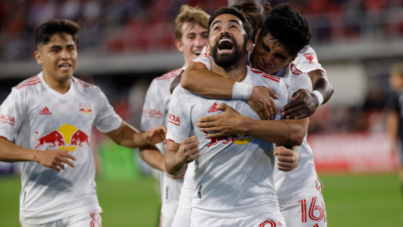 MLS Week 11