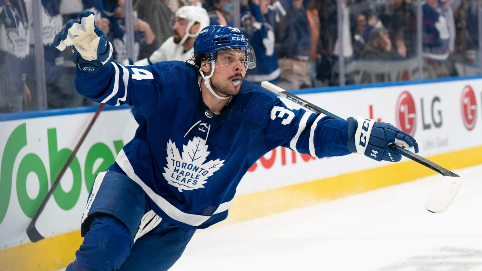 Auston Matthews goal celebration