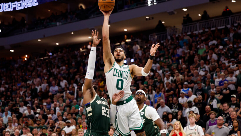 Jayson Tatum attempts a floater