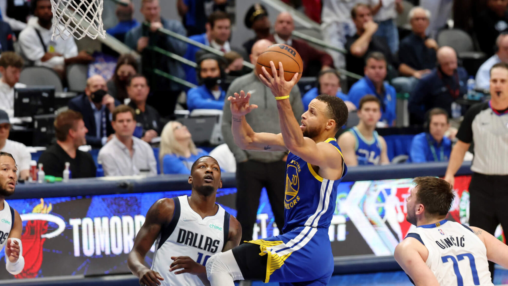 Steph Curry soars for a lay-up