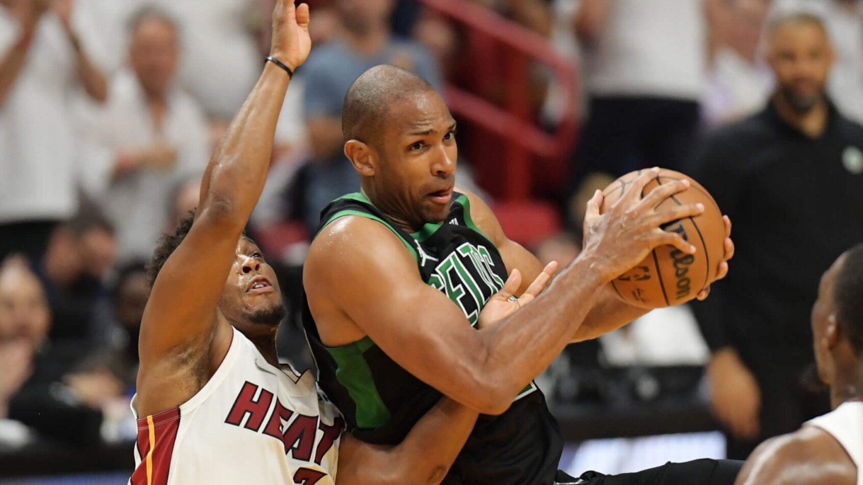 Al Horford battled with Kyle Lowry