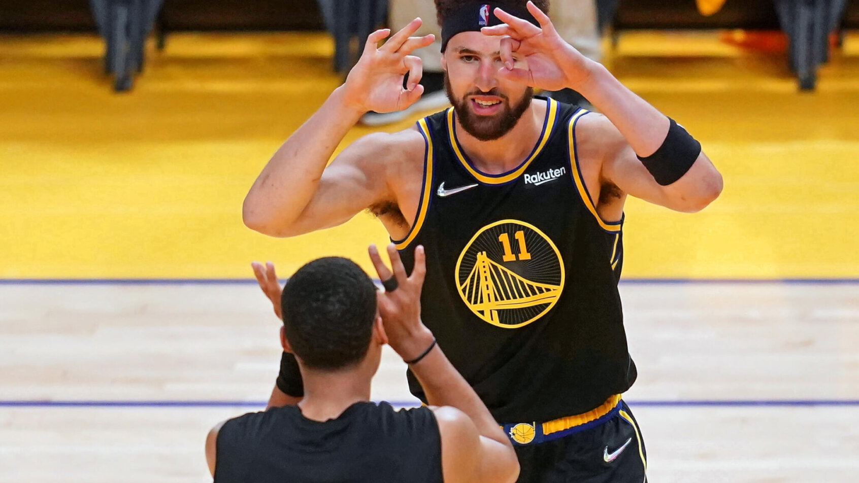 Klay Thompson celebration reaction