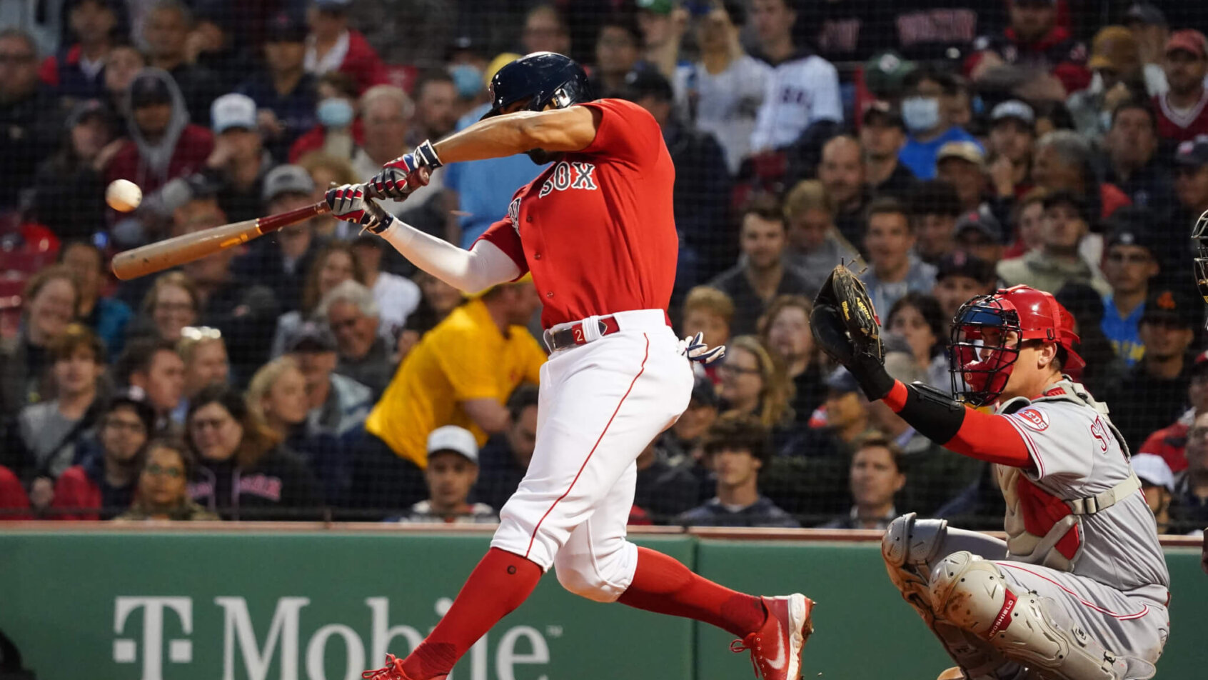 Red Sox vs Reds odds