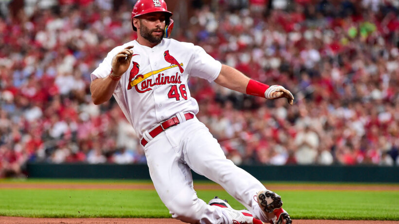 Paul Goldschmidt slides into third