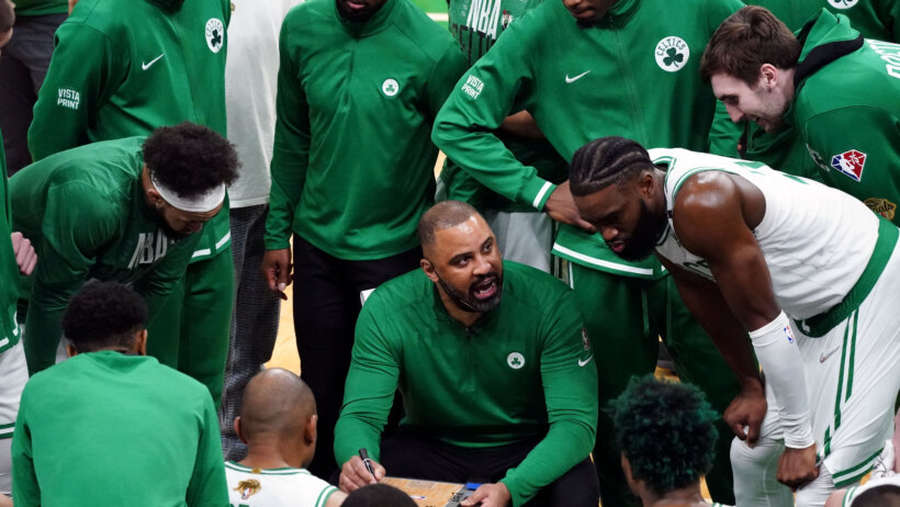 Ime Udoka draws up a play