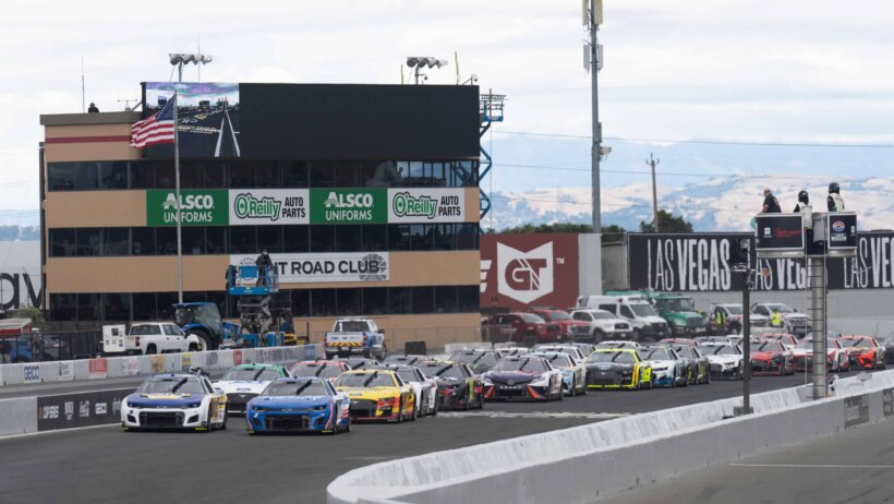 NASCAR Cup series drivers Chase Elliott and Kyle Larson are favorites in the Verizon 200 at the Brickyard odds