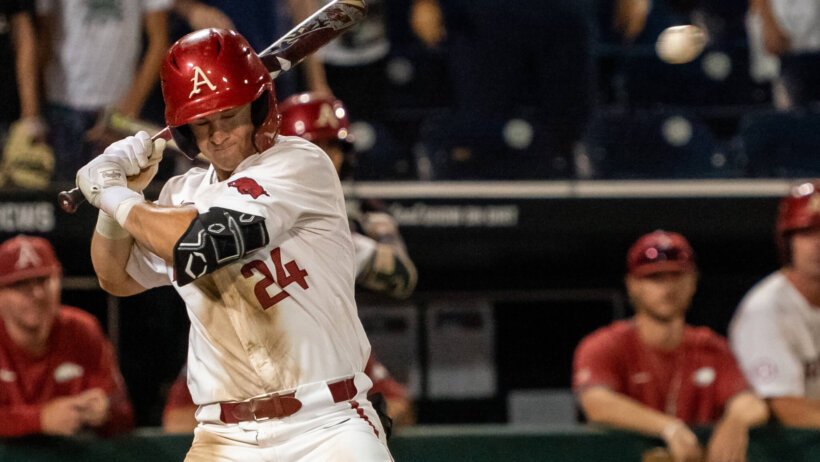 Auburn vs Arkansas College World Series odds