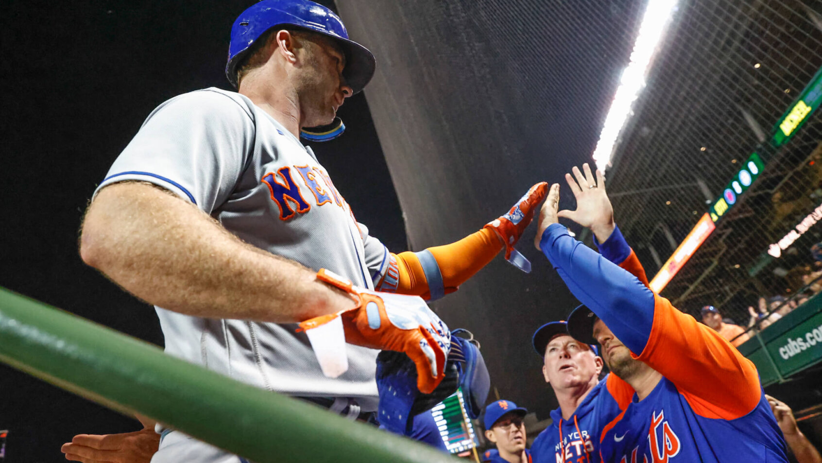 Pete Alonso home run celebration