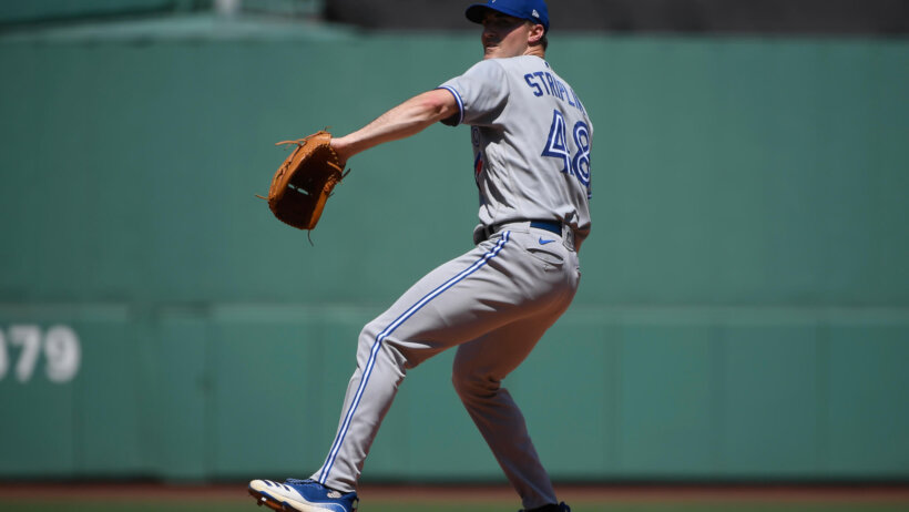 Toronto Blue Jays starting pitcher Ross Stripling winding up