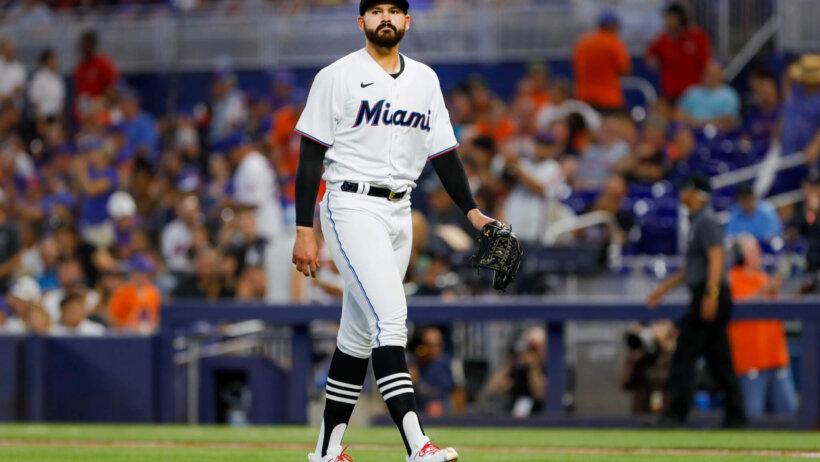 Pablo Lopez walks off field vs New York Mets