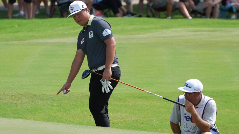 Sungjae Im and his caddy at the FedEx St. Jude Championship