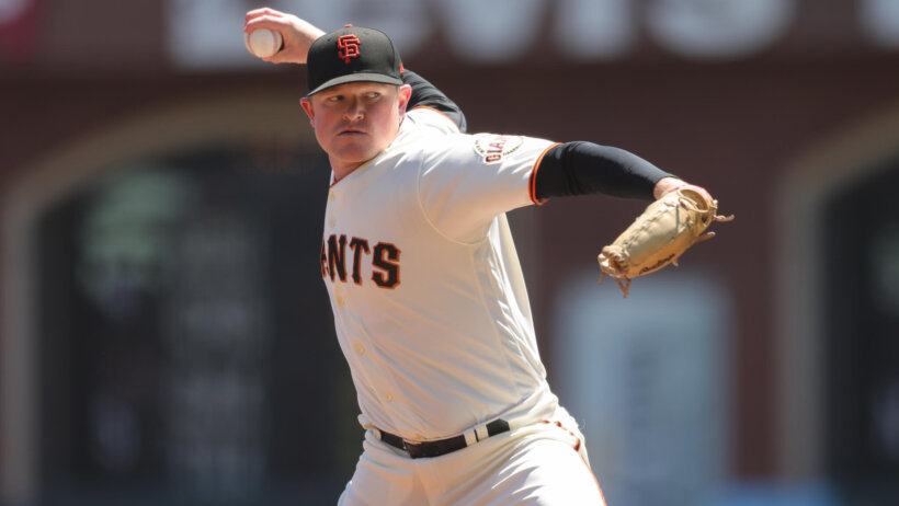 Logan Webb delivers a pitch