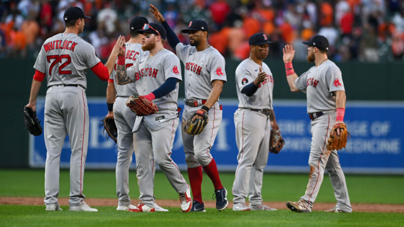 Red Sox celebrate vs Orioles
