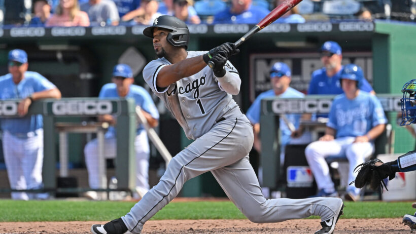 Chicago White Sox shortstop Elvis Andrus hitting a double