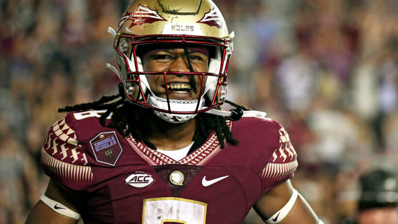 Florida State Seminoles running back Treshaun Ward celebrates after a touchdown