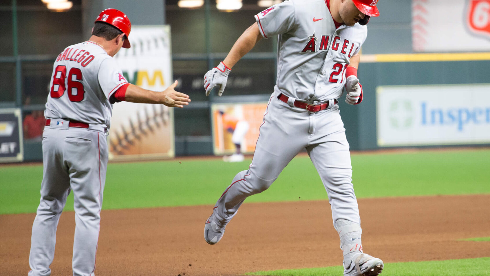 Mike Trout home run trot