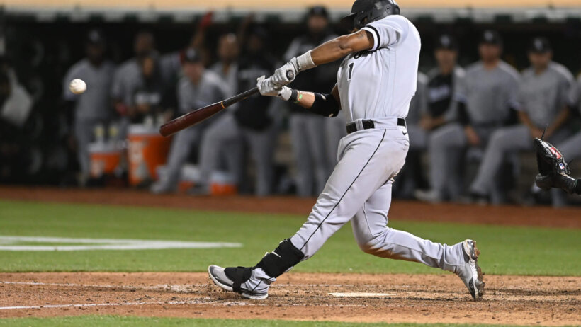 Elvis Andrus swing