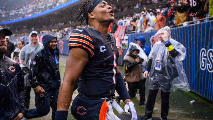 Justin Fields (1)