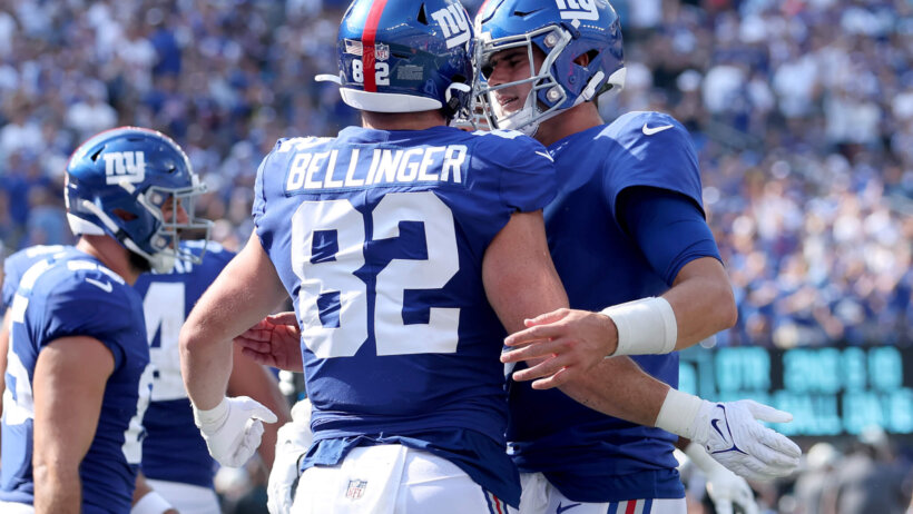 Giants players celebrate
