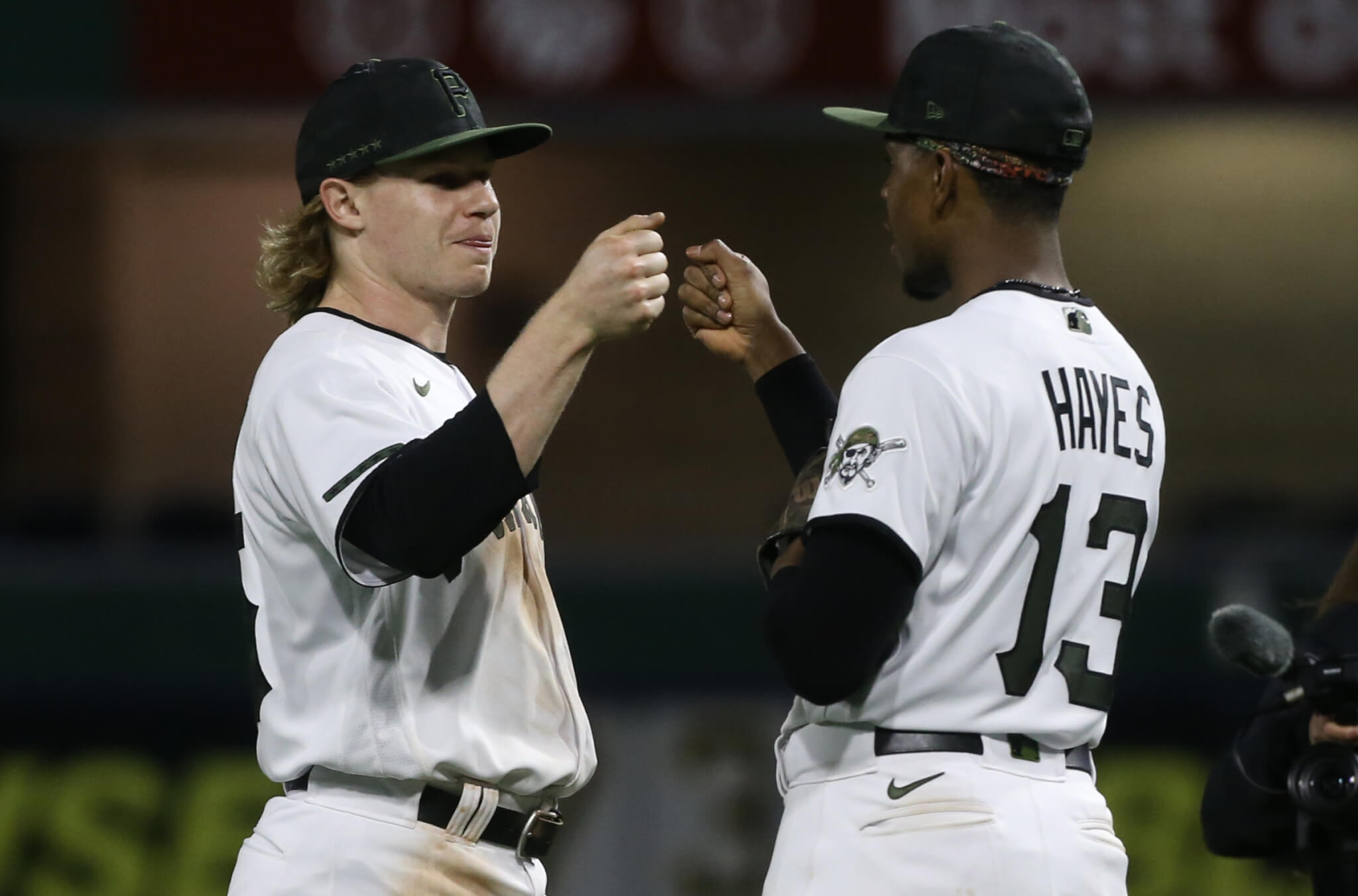 Reds vs Pirates Odds, Lines & Picks (Sep. 27)