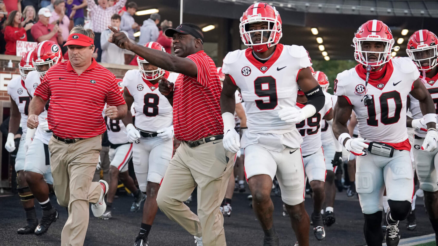 Georgia Bulldogs running onto the field