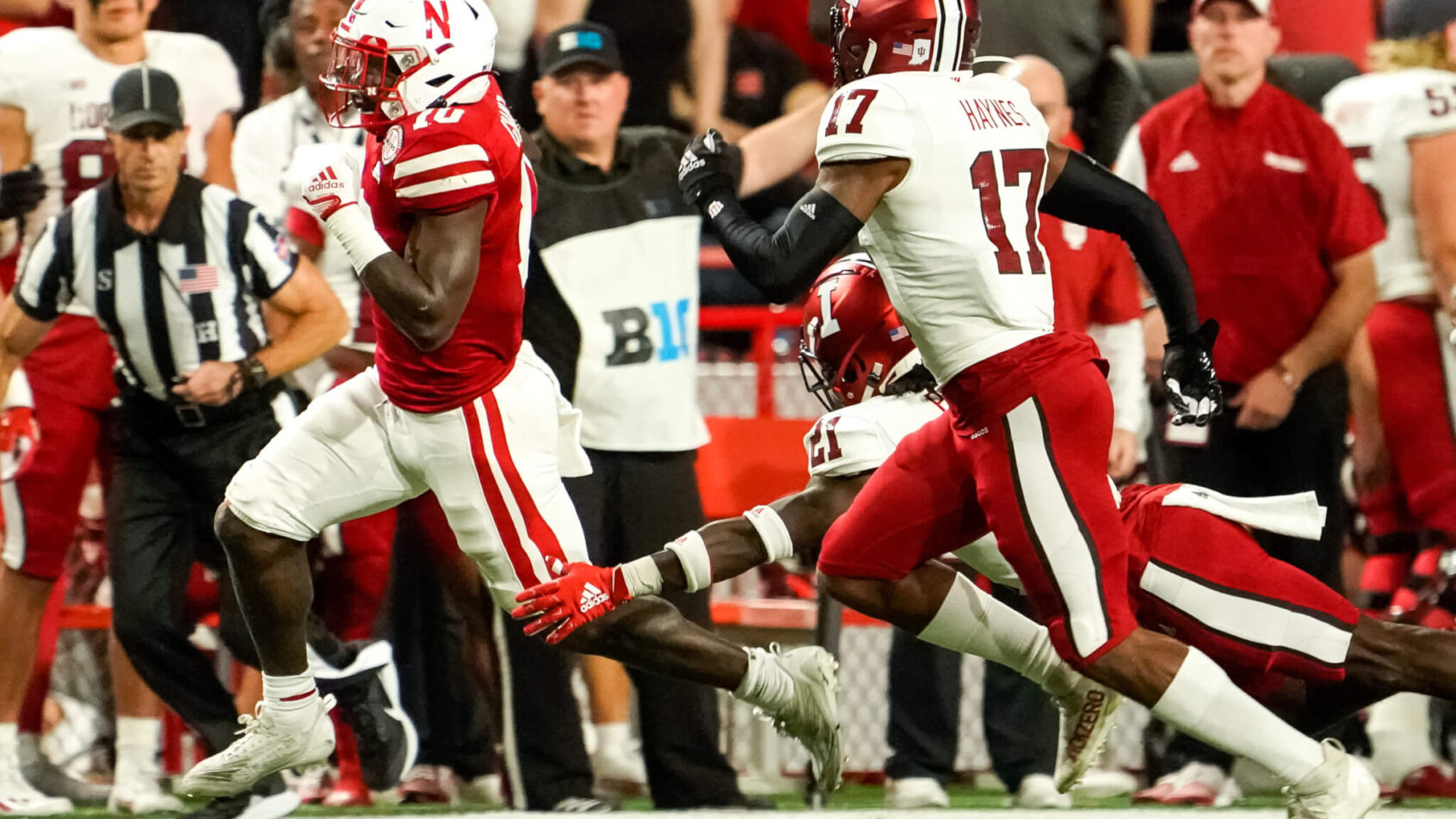 Nebraska Cornhuskers running back Anthony Grant runs with the ball