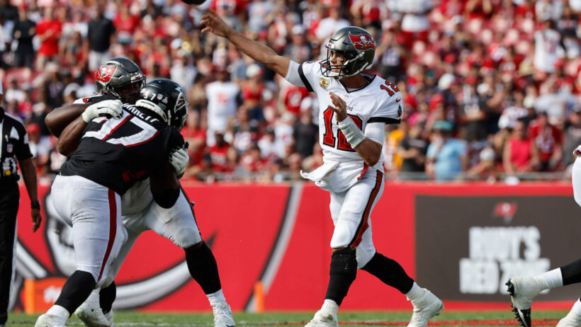 Tampa Bay Buccaneers quarterback Tom Brady throws the ball