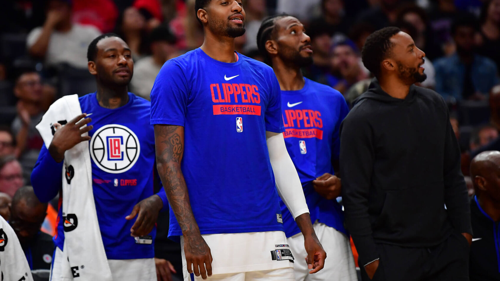 Paul George and Kawhi Leonard on the sidelines