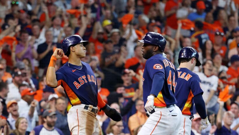 Yordan Alvarez home run celebration