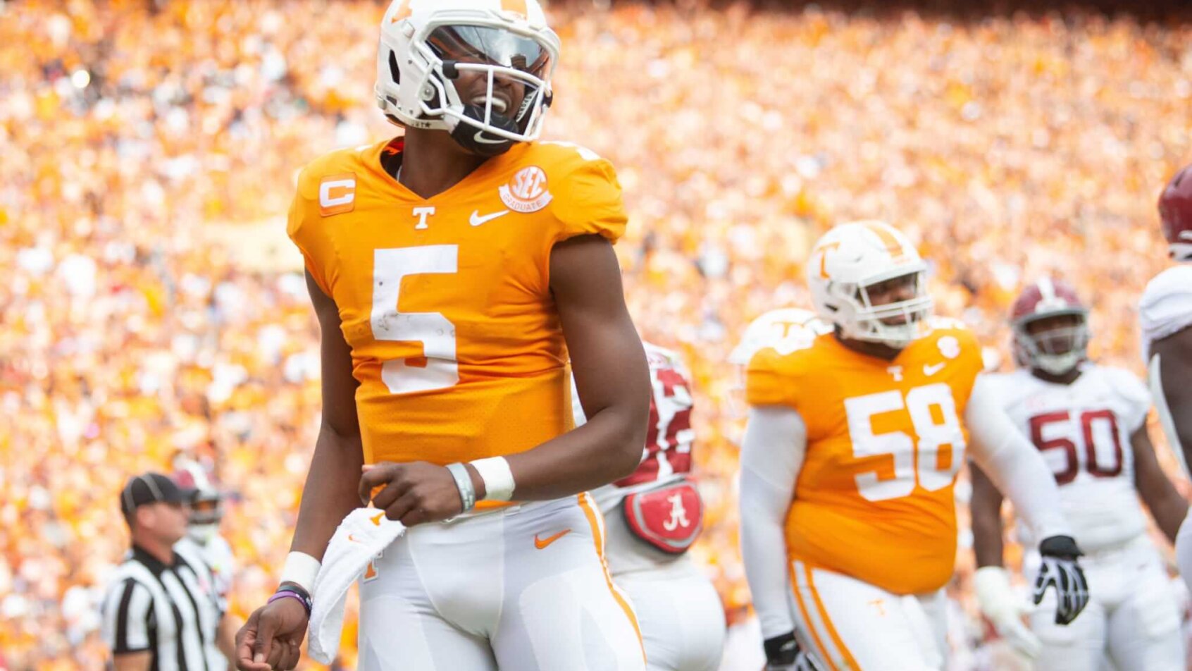 Tennessee quarterback Hendon Hooker smiles after a Tennessee touchdown during Tennessee's game against Alabama