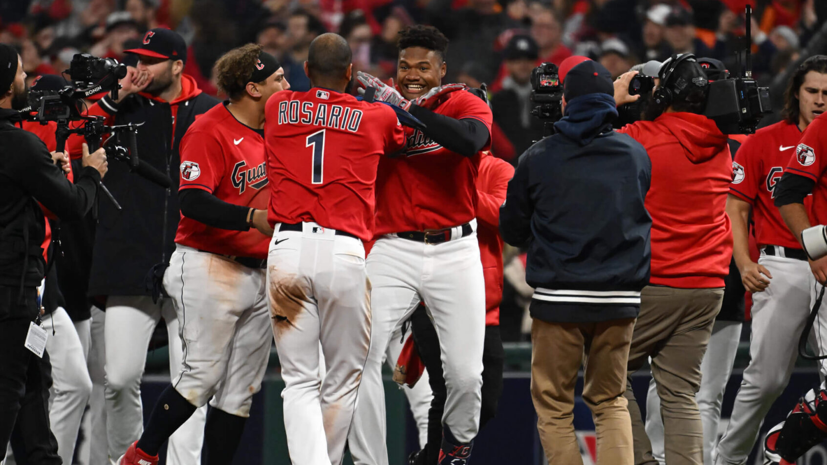 Yankees vs Guardians Game 4 Odds & Picks