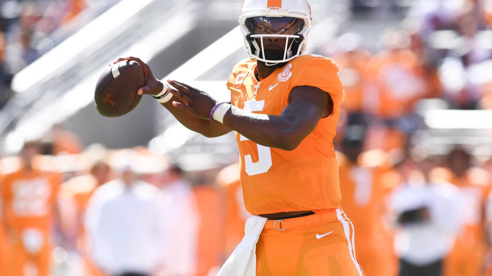 Tennessee quarterback Hendon Hooker pulls back to throw