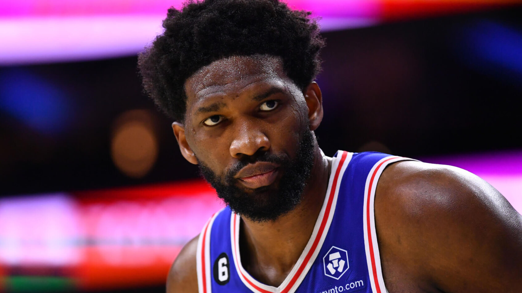 Joes Embiid iso during a stoppage