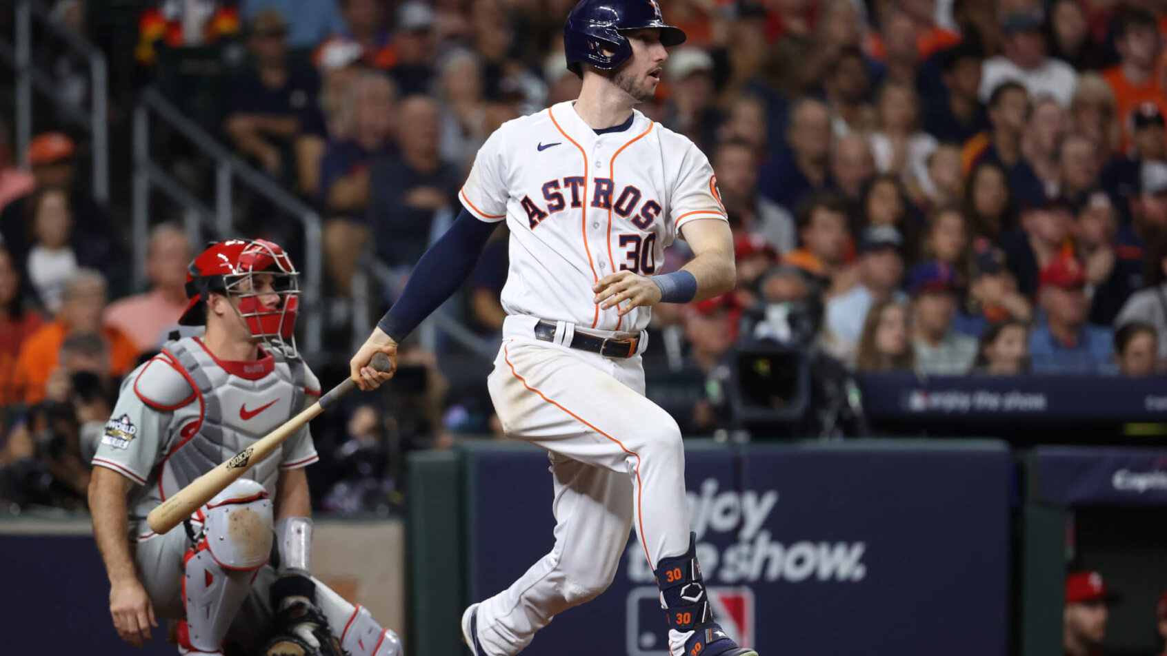 Kyle Tucker smacks a hit