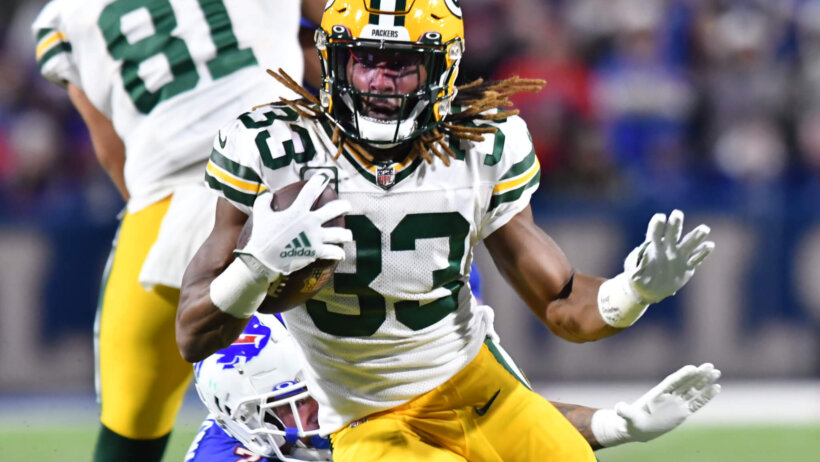 Aaron Jones rushes vs Buffalo