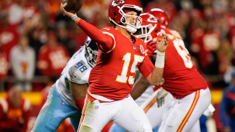 Patrick Mahomes (15)