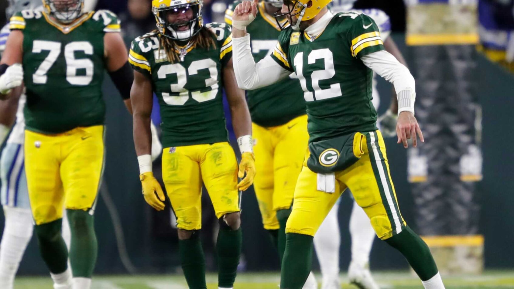 Aaron Rodgers TD pass celebration