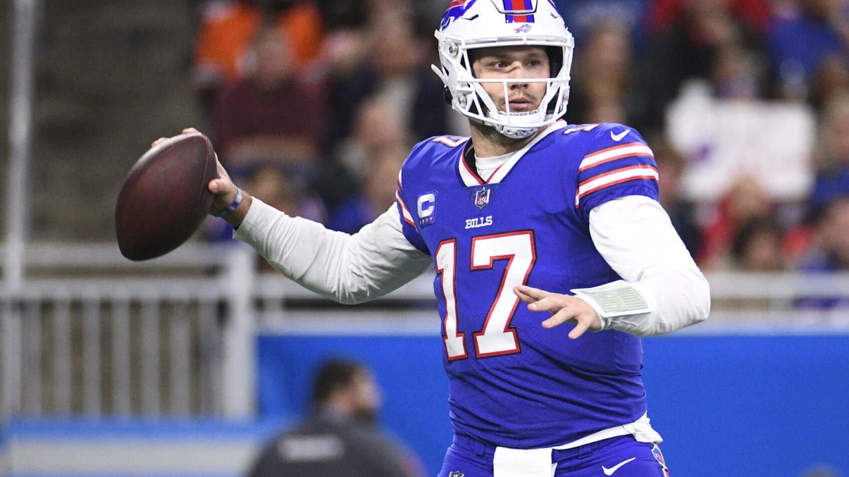 Josh Allen gets set to throw